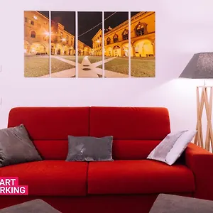 appartamento-di-design-alle-due-torri.emilia-romagnahotels.net/