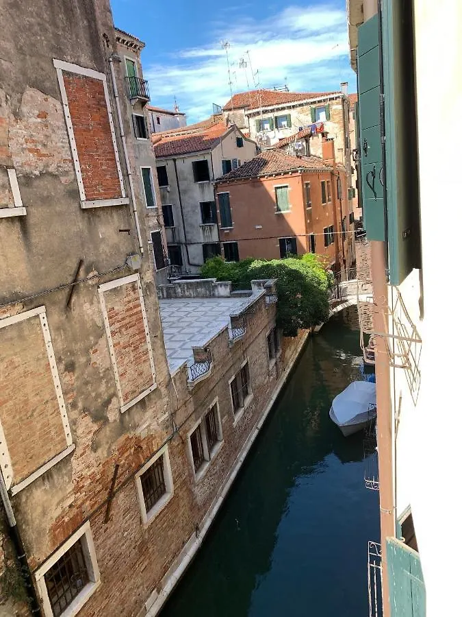 Apartment Rio Del Piombo Suites Venice Italy